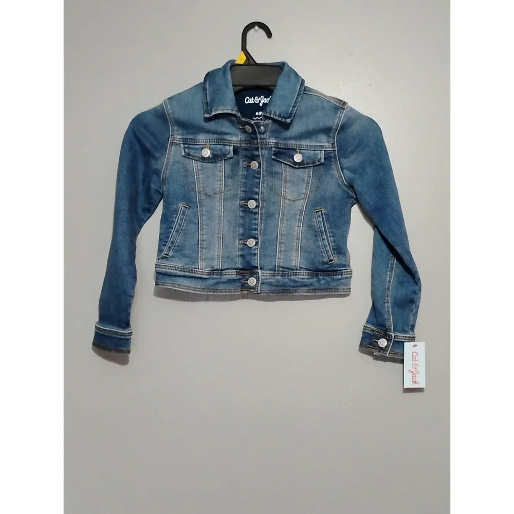 Girl's Jean Jacket Cat &Jack Size Medium Wash : Snap Closure, Denim Style